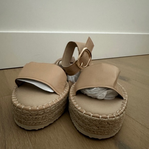 Brand new ASOS espadrilles wide fit - Picture 9 of 9